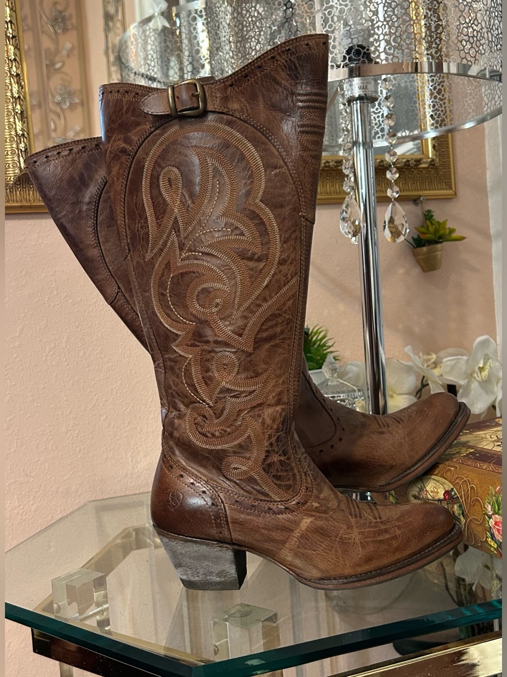 Ariat Distressed Brown Embroidered Leather Western Heeled Zipper Boots Size 7